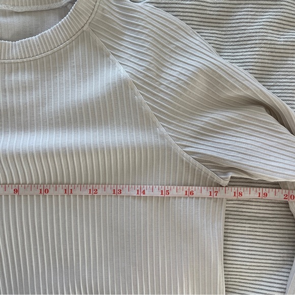 Lululemon Rest Less Pullover Long Sleeve. White - Picture 9 of 9